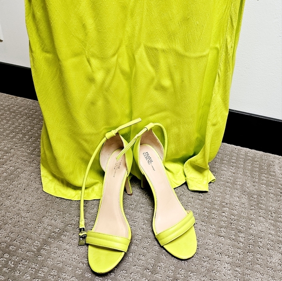 Chartreuse set - Picture 1 of 11